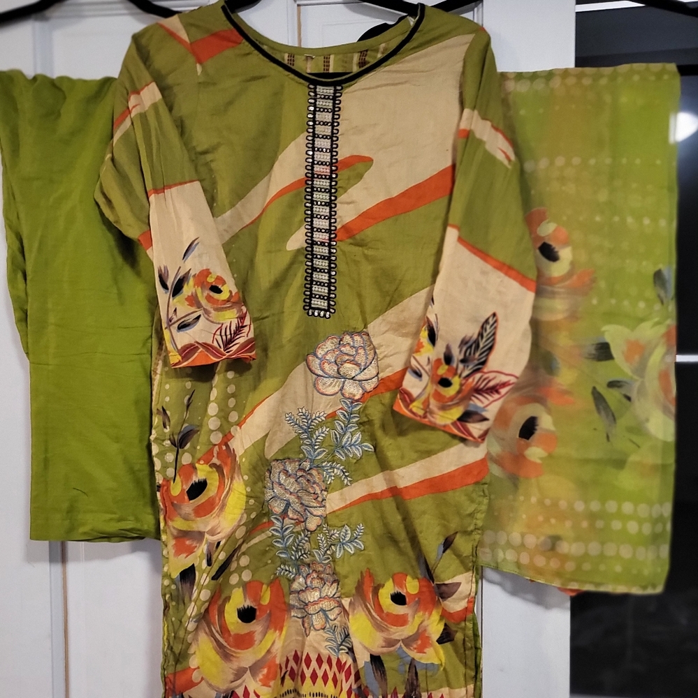 Pakistani Indian dress